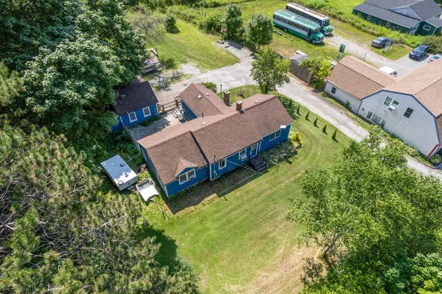 $280,000 | 333 Old County Road, Rockland, ME 04841