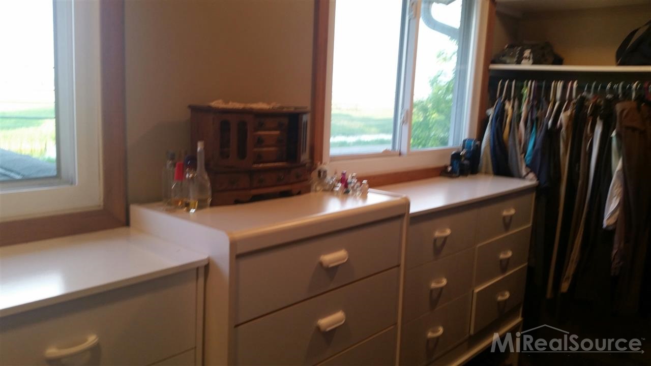 7245 Dyke Road Algonac, MI 48001 - Photo 25 of 31 31195904-24.JPG