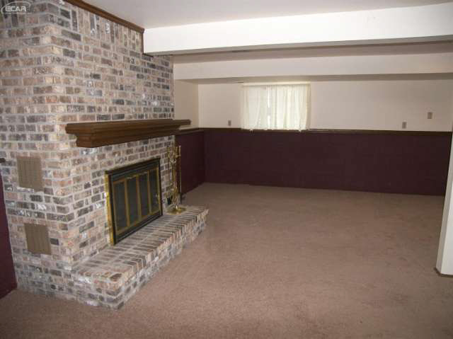 4052 East Willard Road Clio, MI 48420 - Photo 9 of 28 20455652-8.JPG