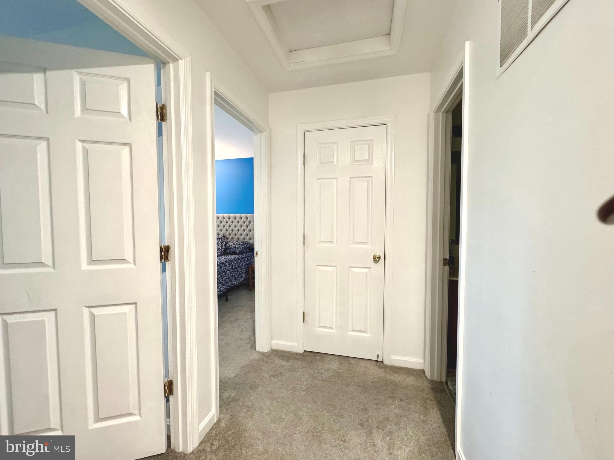 597 Primus Court Frederick, MD 21703 - Photo 16 of 37 Hall way