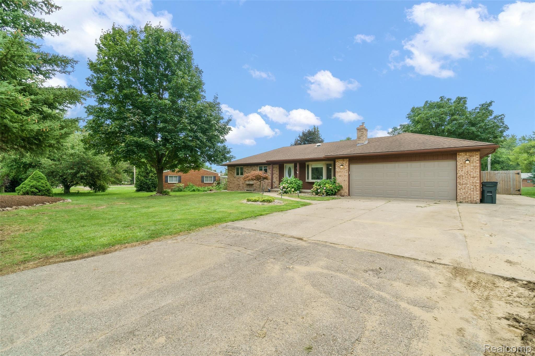 25154 22 Mile Road New Baltimore, MI 48051 - Photo 3 of 26 25154 22 Mile-3.jpg