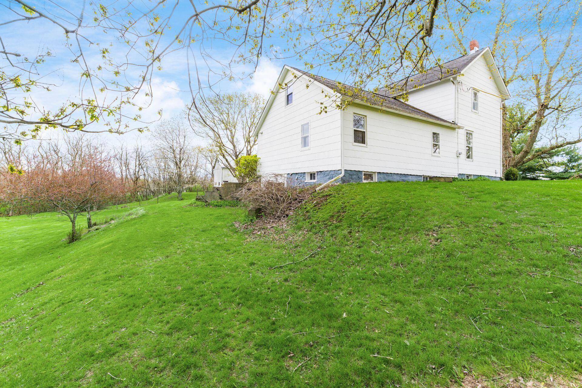 3526 Blacks Road Southwest Hebron, OH 43025 - Photo 9 of 73 056_Rd SW Hebron OH 43025 USA