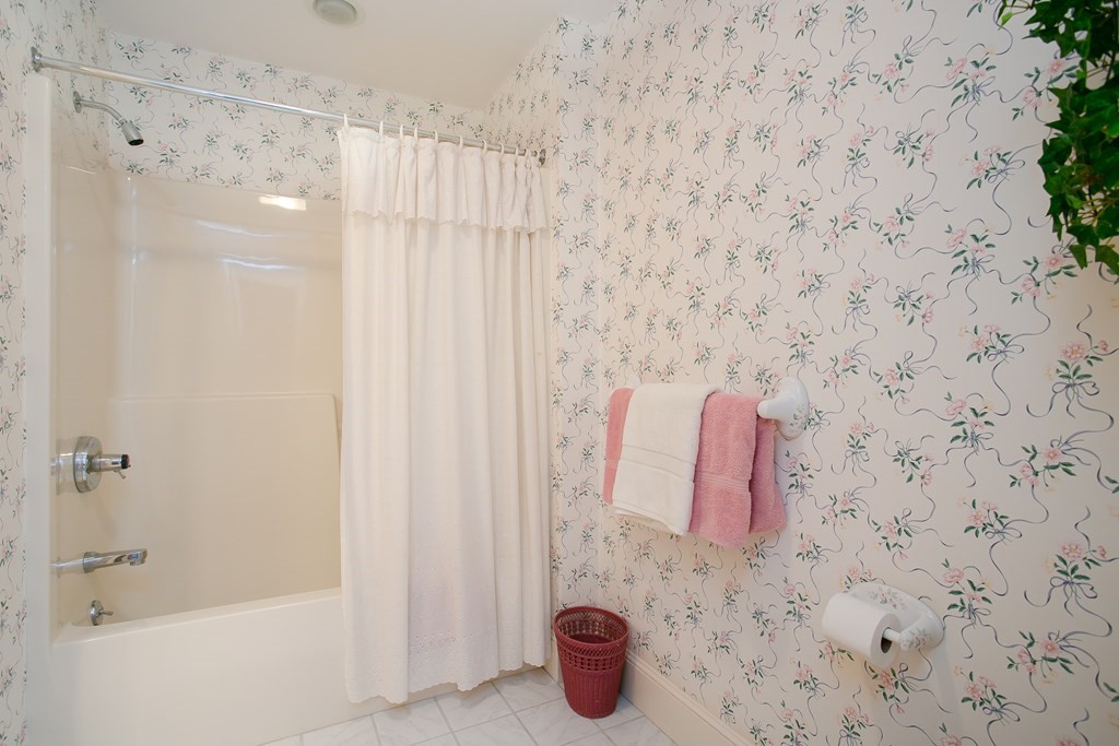 85 Daniel T Church Road Tiverton, RI 02878 - Photo 29 of 33