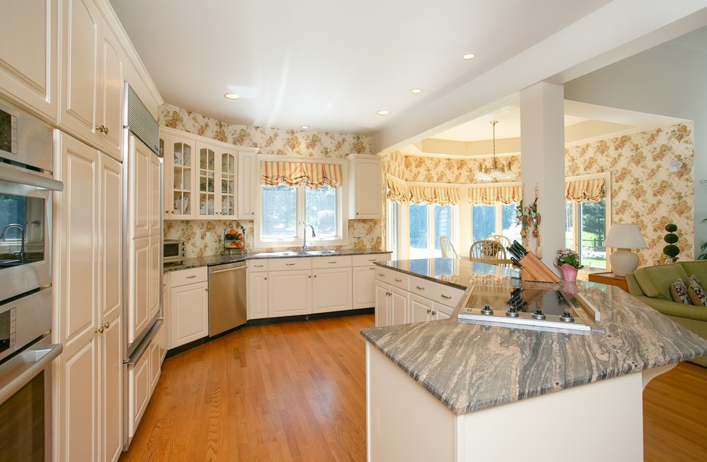 85 Daniel T Church Road Tiverton, RI 02878 - Photo 4 of 33