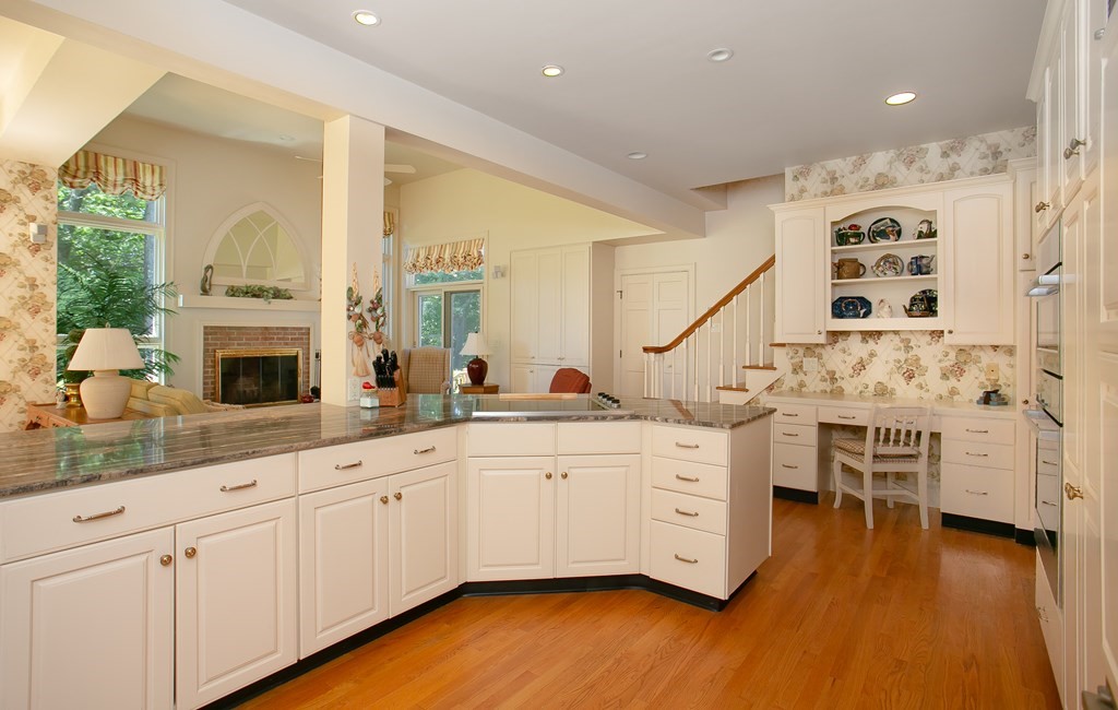 85 Daniel T Church Road Tiverton, RI 02878 - Photo 6 of 33