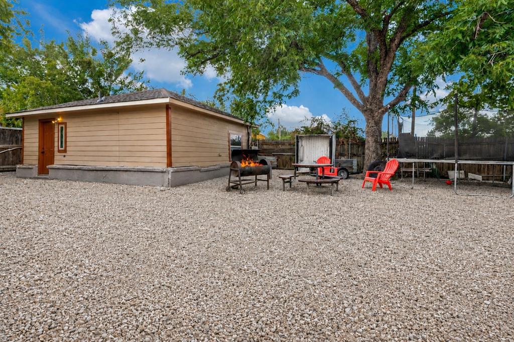 403 North Britain Road, Unit 407B Irving, TX 75061 - Photo 11 of 11