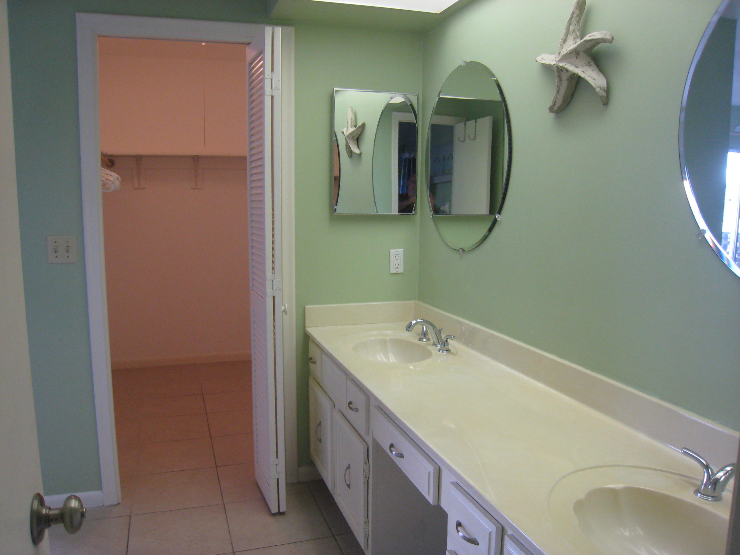 423 Pine Tree Court, Unit 23 Atlantis, FL 33462 - Photo 12 of 32 IMG_8739