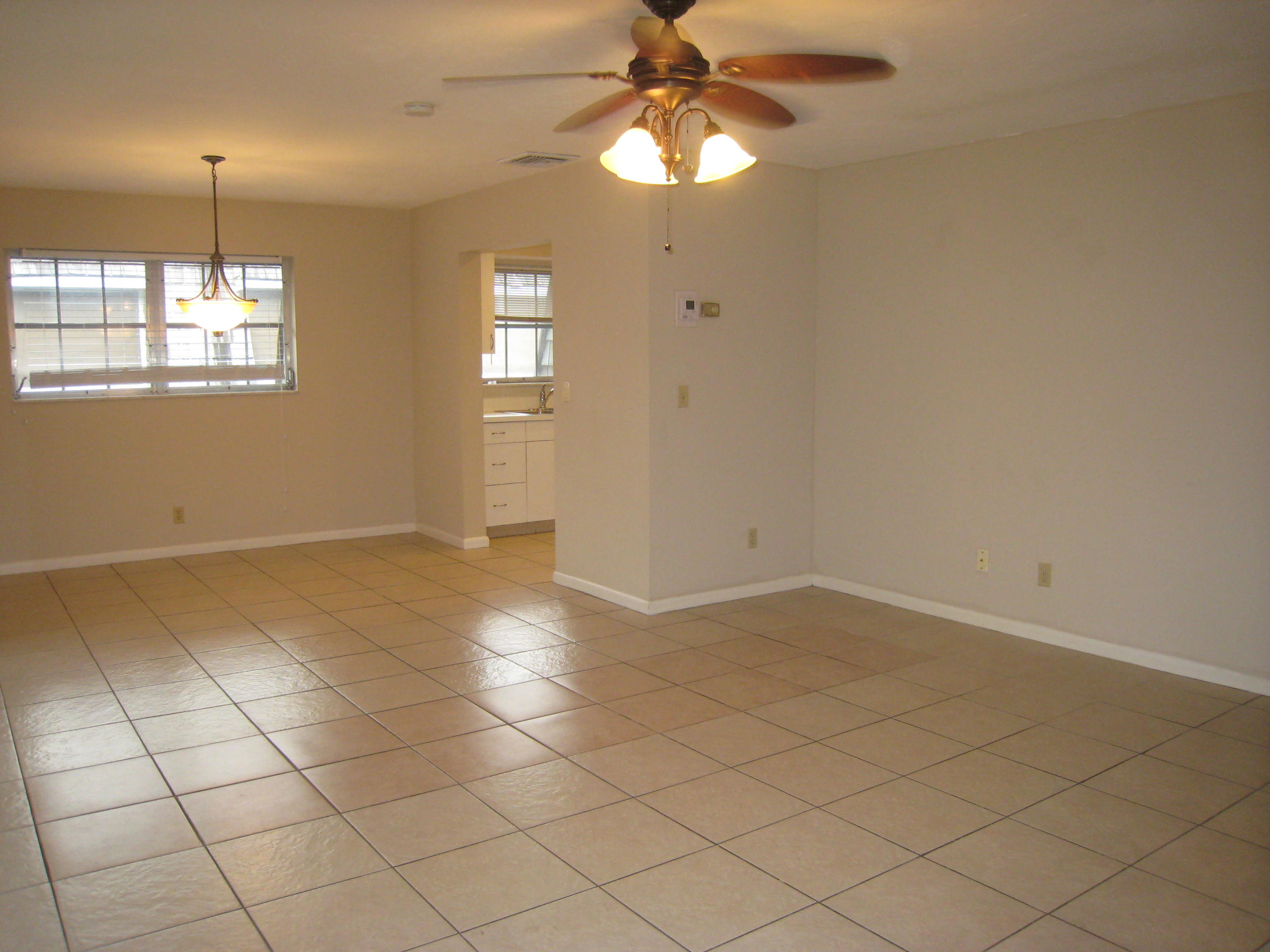 423 Pine Tree Court, Unit 23 Atlantis, FL 33462 - Photo 16 of 32 IMG_8744
