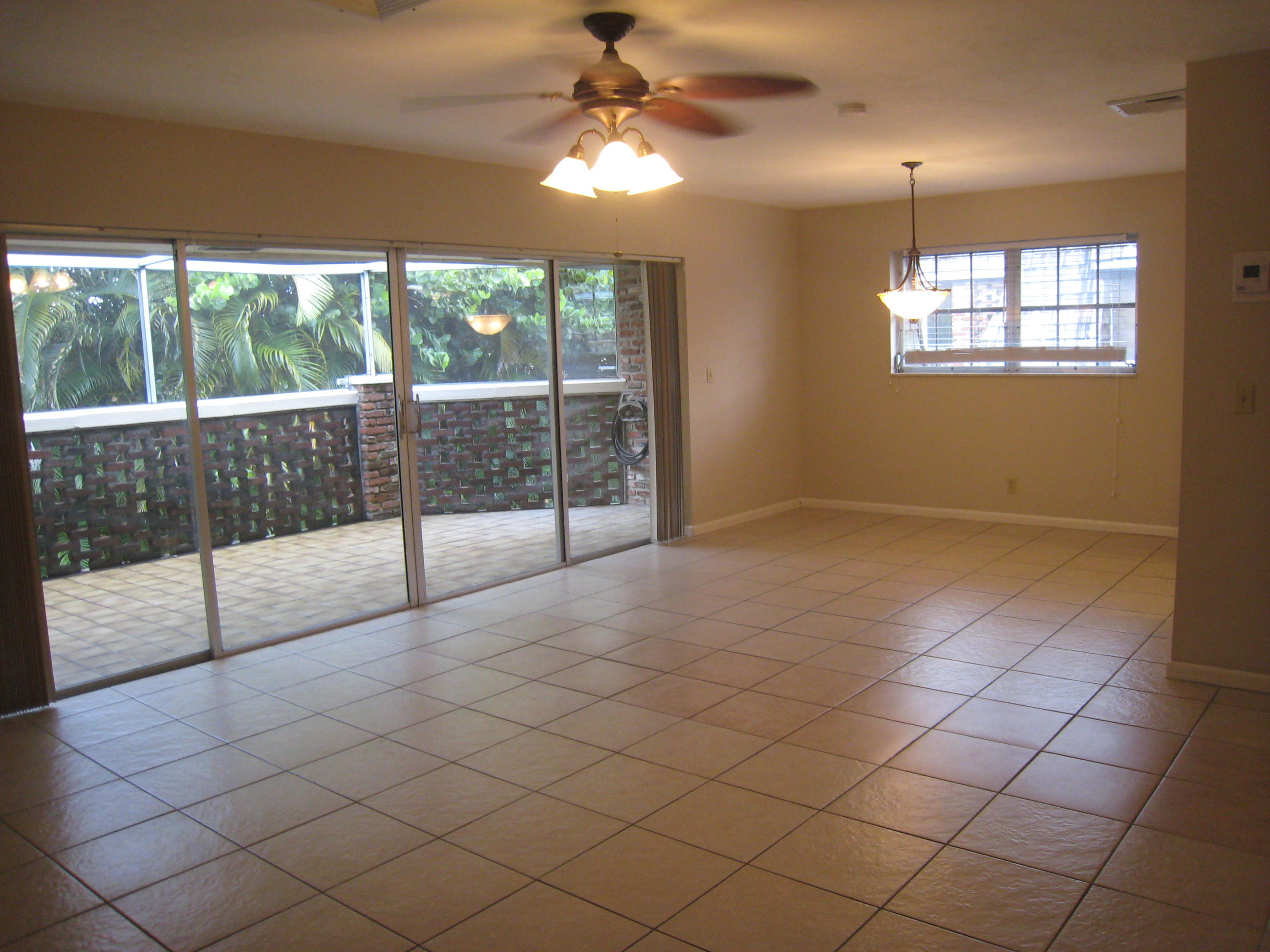 423 Pine Tree Court, Unit 23 Atlantis, FL 33462 - Photo 17 of 32 IMG_8745