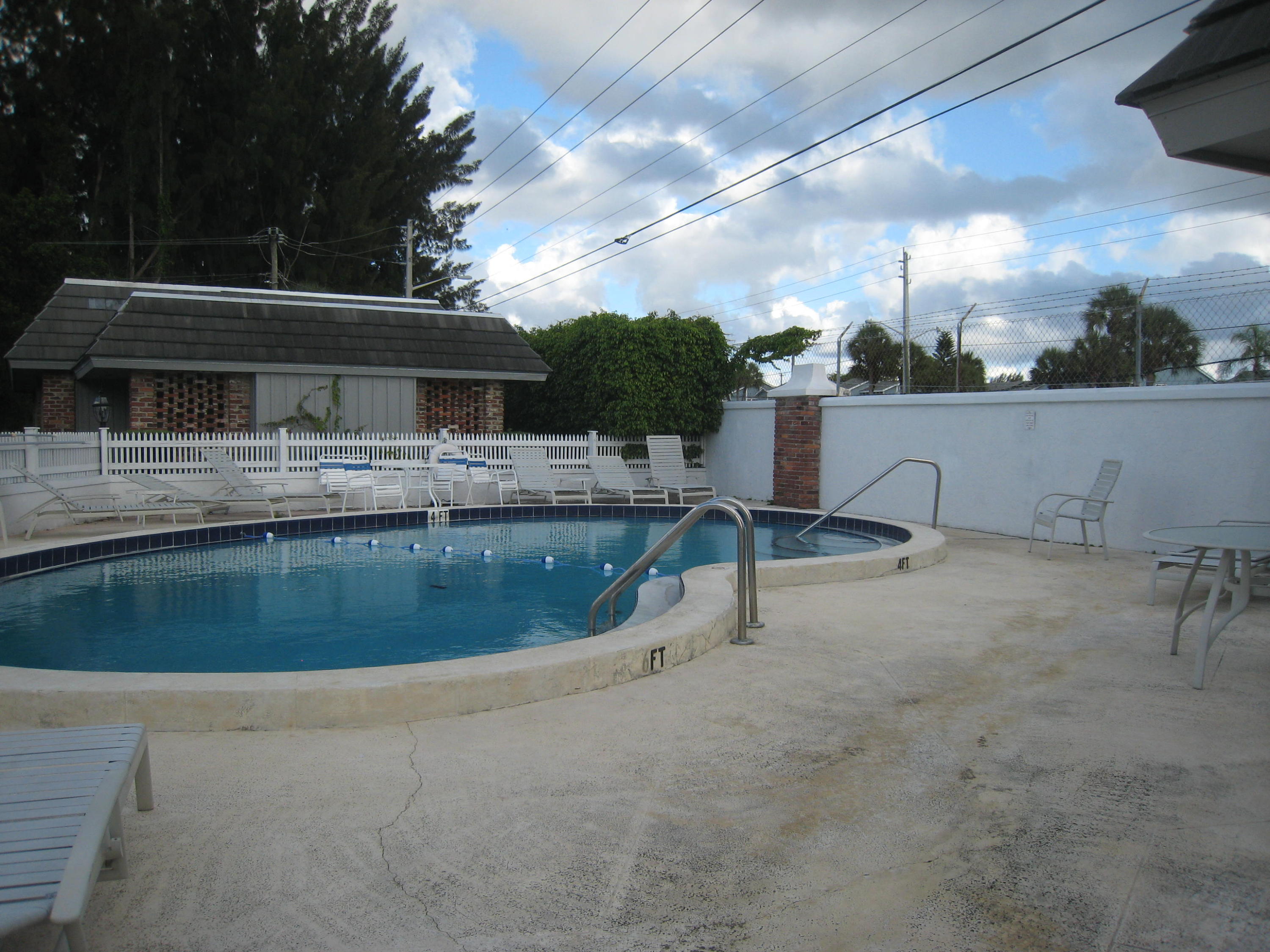 423 Pine Tree Court, Unit 23 Atlantis, FL 33462 - Photo 21 of 32 IMG_8750