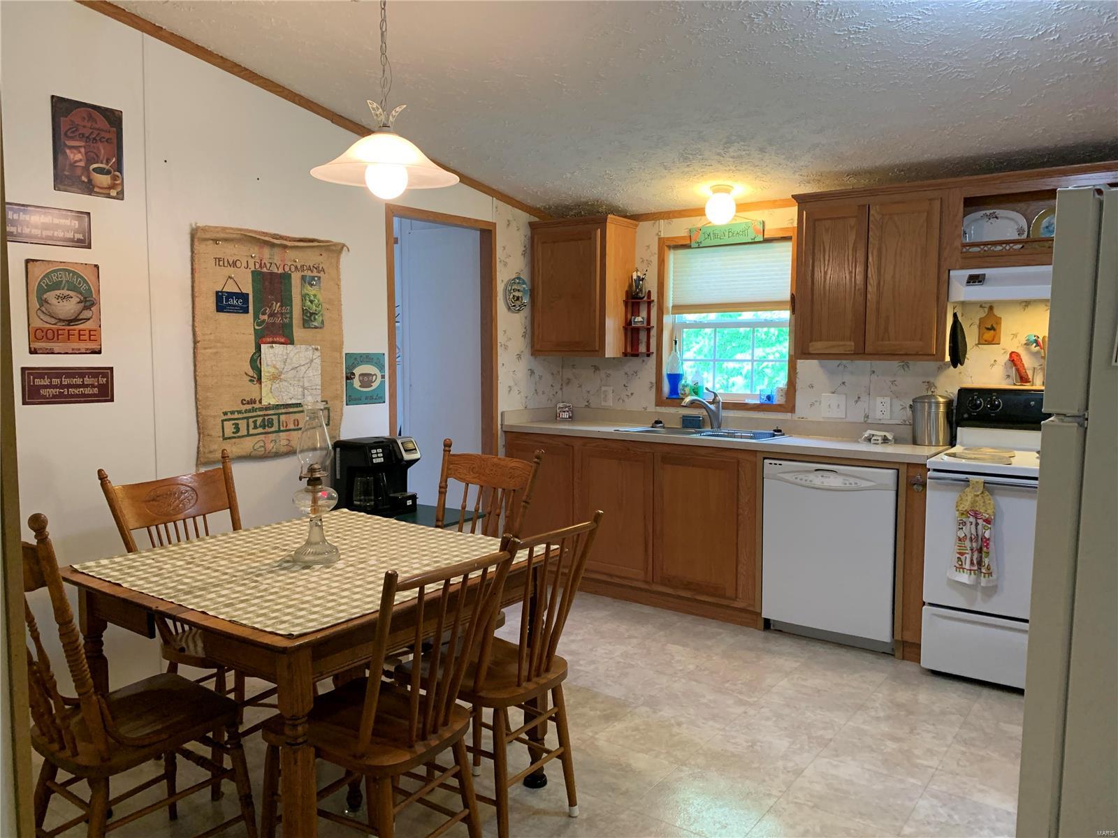 314 Republican Street Keyesport, IL 62253 - Photo 9 of 20 Gallery Image 9