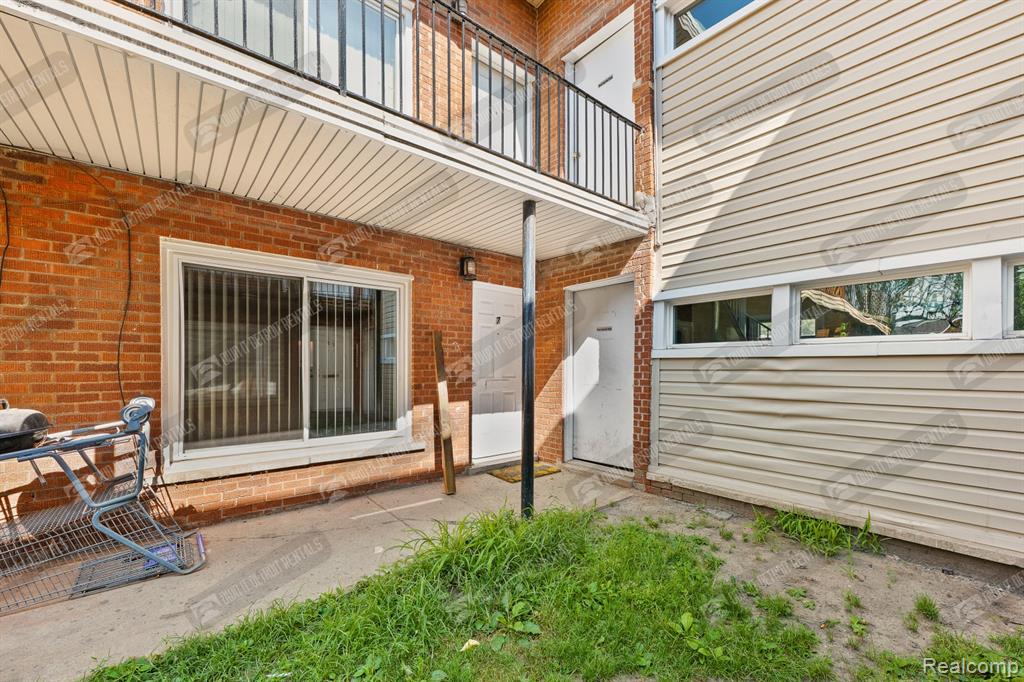 10071 Joy Road, Unit 7 Detroit, MI 48204 - Photo 11 of 12