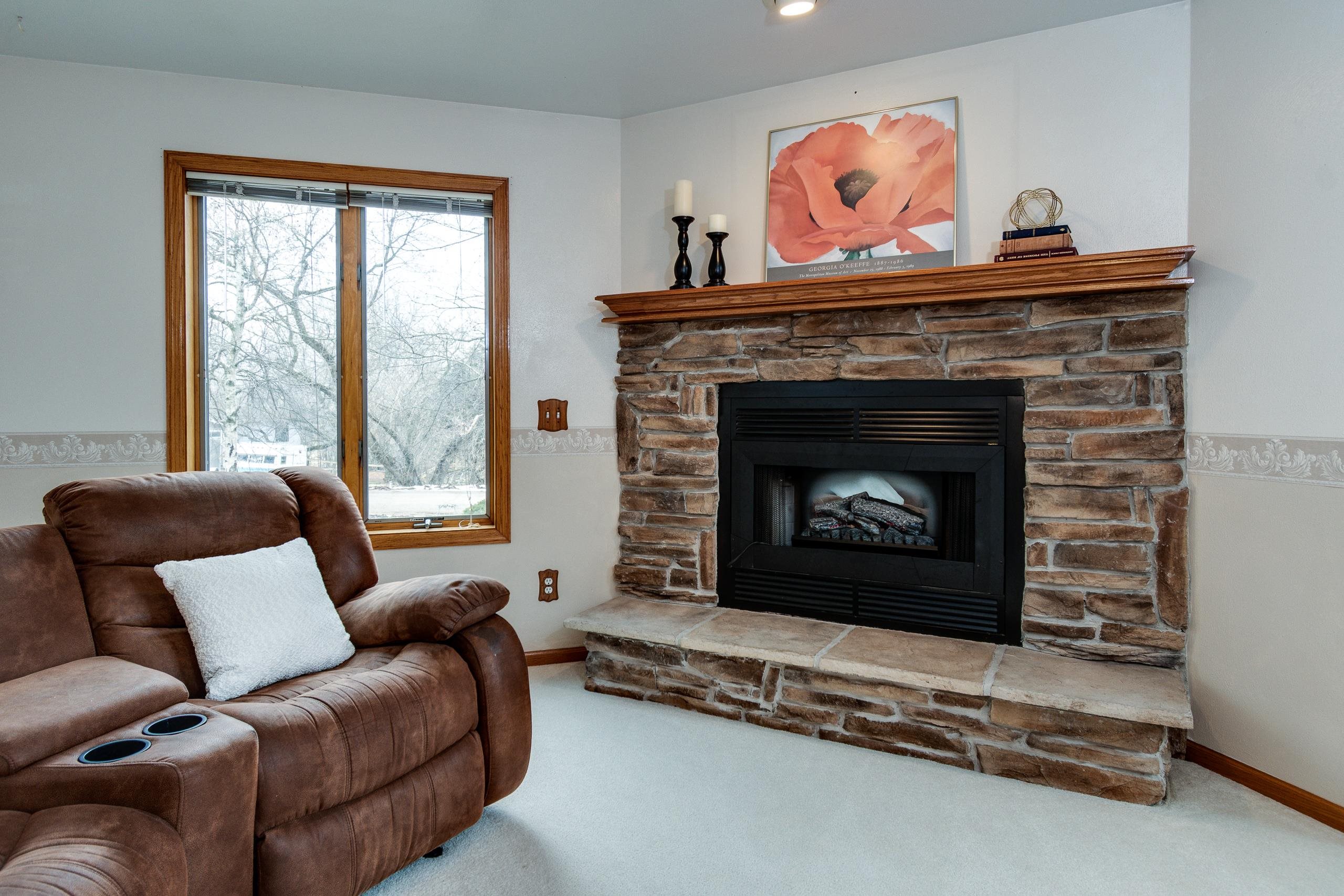 N7207 Circle Pardeeville, WI 53954 - Photo 19 of 43