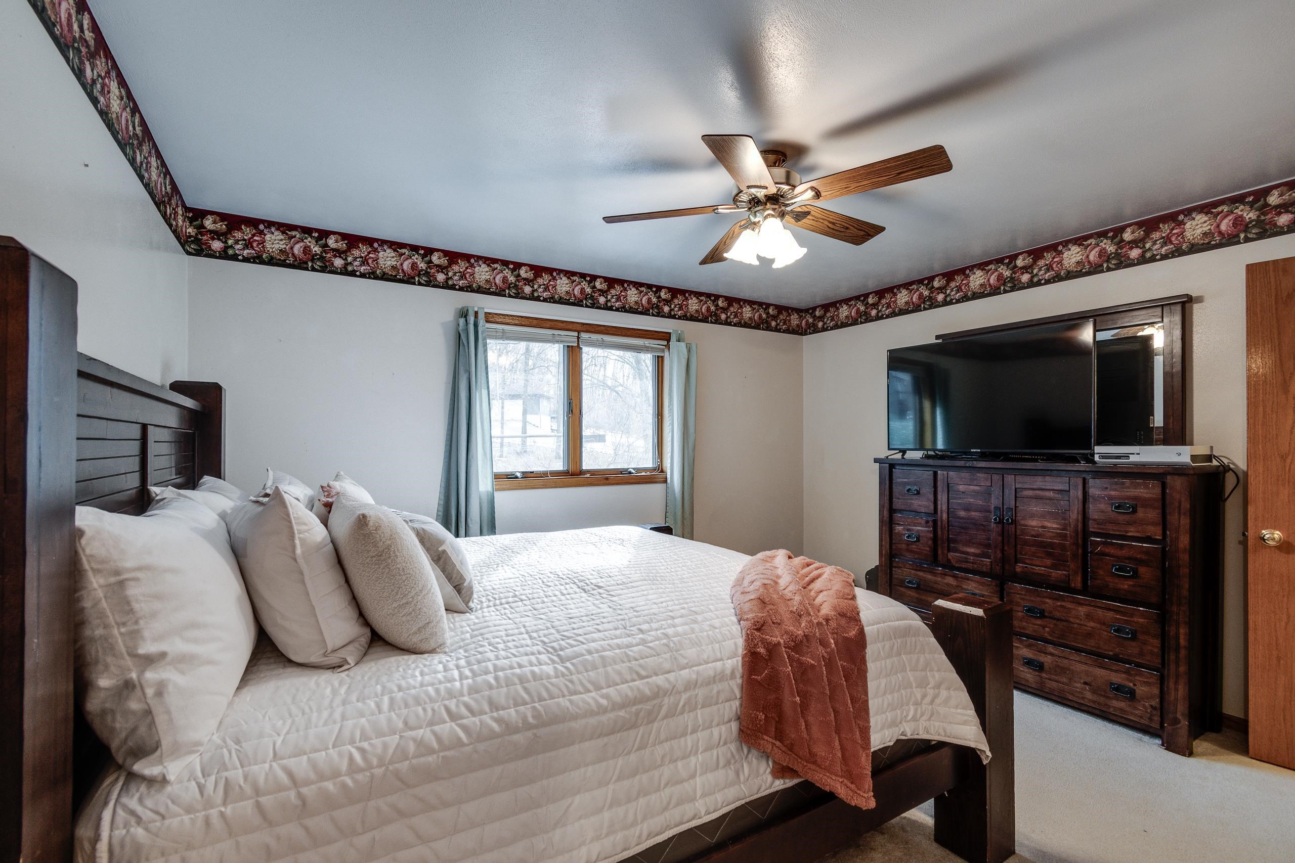 N7207 Circle Pardeeville, WI 53954 - Photo 21 of 43