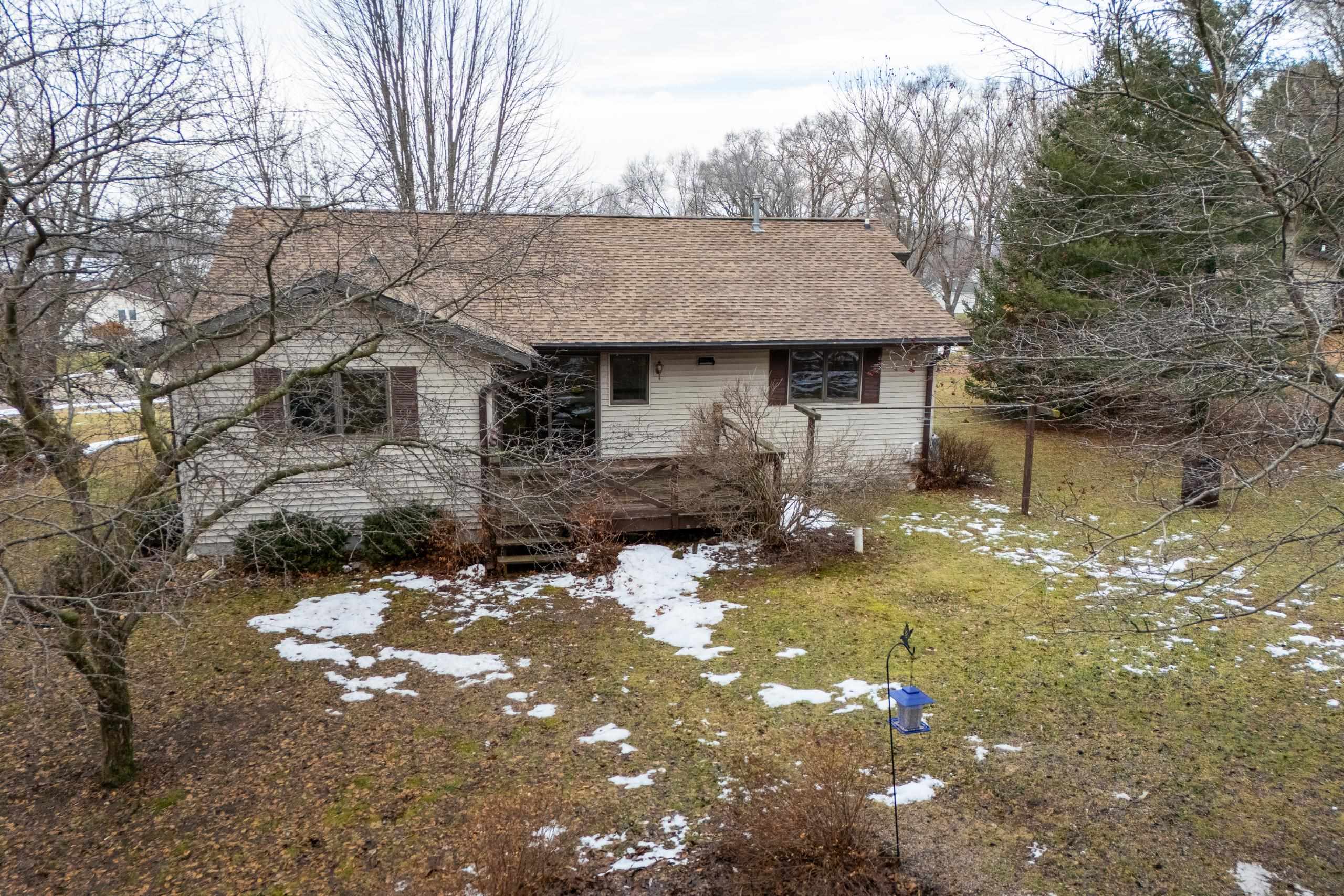 N7207 Circle Pardeeville, WI 53954 - Photo 40 of 43