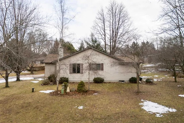 $359,900 | N7207 Circle, Pardeeville, WI 53954