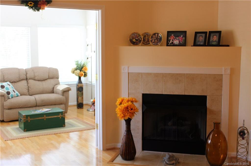 707 Ledgestone Court, Unit 707 Tega Cay, SC 29708 - Photo 9 of 15 Gallery Image 9