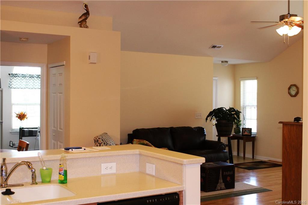 707 Ledgestone Court, Unit 707 Tega Cay, SC 29708 - Photo 10 of 15 Gallery Image 10