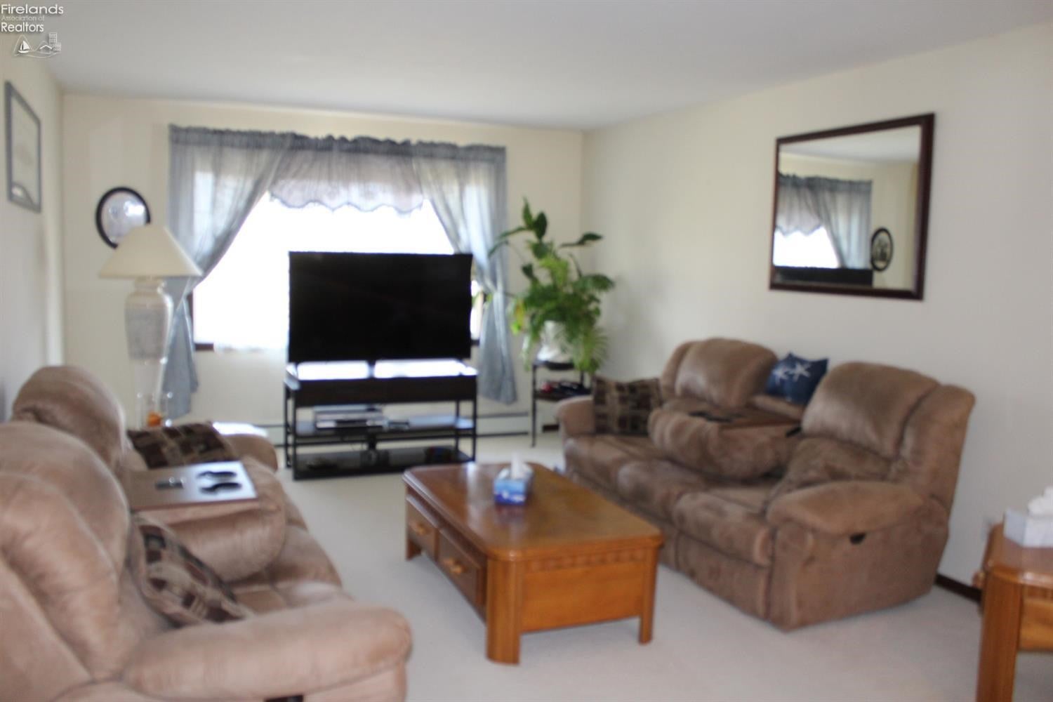 18658 Whitehead Road Lagrange, OH 44050 - Photo 7 of 14 Gallery Image 7
