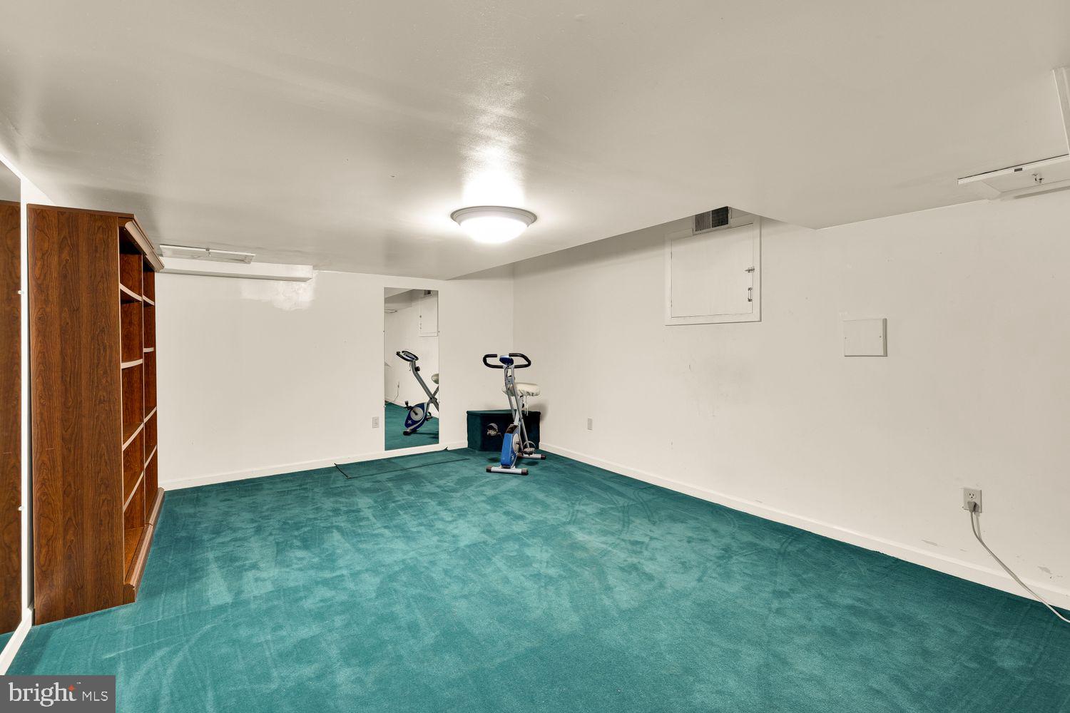 5810 Overlea Road Bethesda, MD 20816 - Photo 42 of 52 Bonus room or space to reclaim for the garage