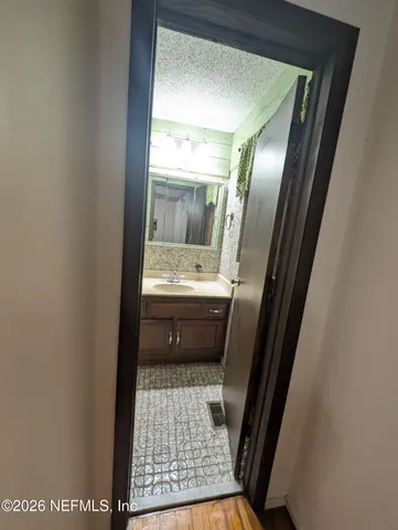 $1,000 | 183 Sherman Dr Circle, Unit A, Interlachen, FL 32148