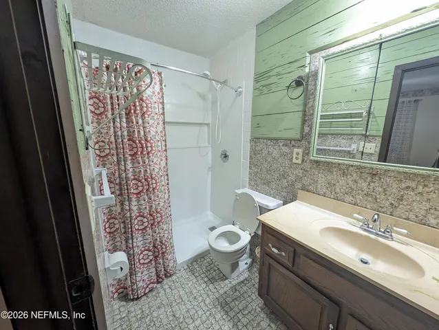 $1,000 | 183 Sherman Dr Circle, Unit A, Interlachen, FL 32148