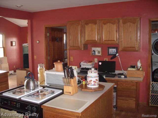 9827 Alpine Road Goodells, MI 48027 - Photo 4 of 16 Kitchen