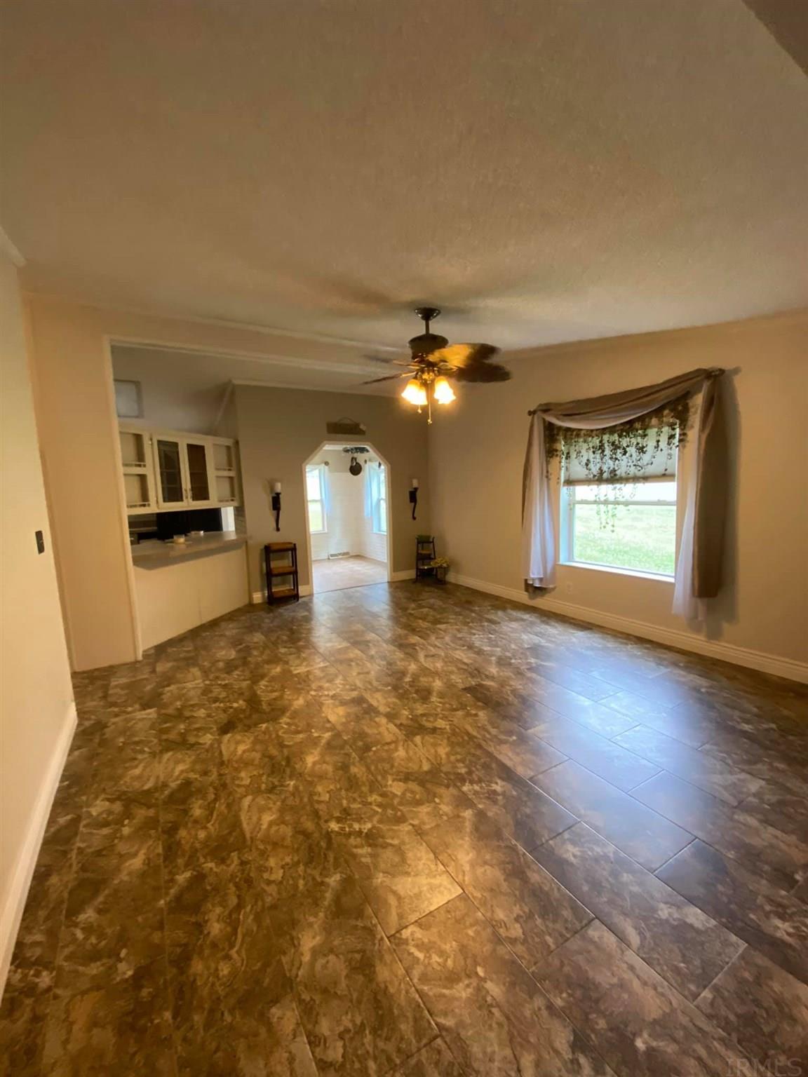 434 Stove Road Bedford, IN 47421 - Photo 5 of 35