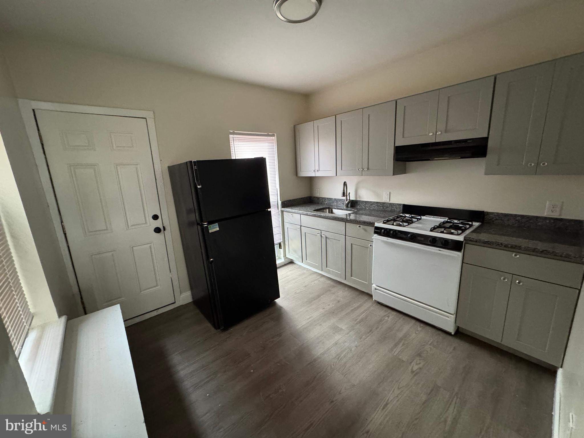 6356 Reedland Street Philadelphia, PA 19142 - Photo 5 of 12 Gallery Image 5