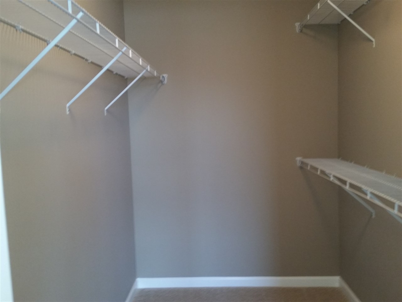 11227 Calera Passage Roanoke, IN 46783 - Photo 17 of 36