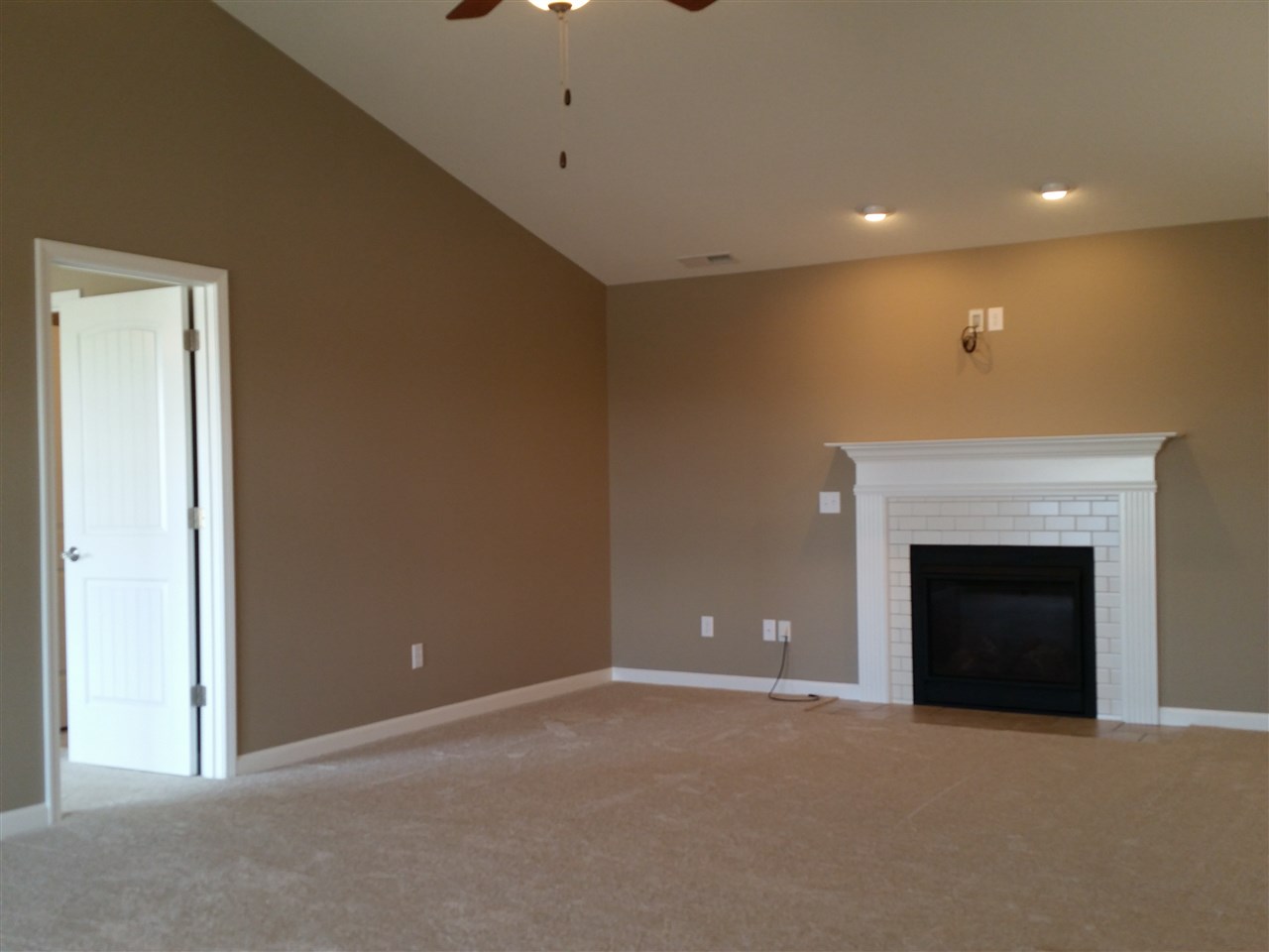 11227 Calera Passage Roanoke, IN 46783 - Photo 6 of 36