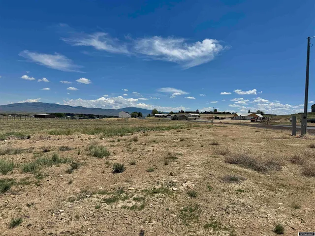 $87,120 | 238 Airport Avenue, Saratoga, WY 82331