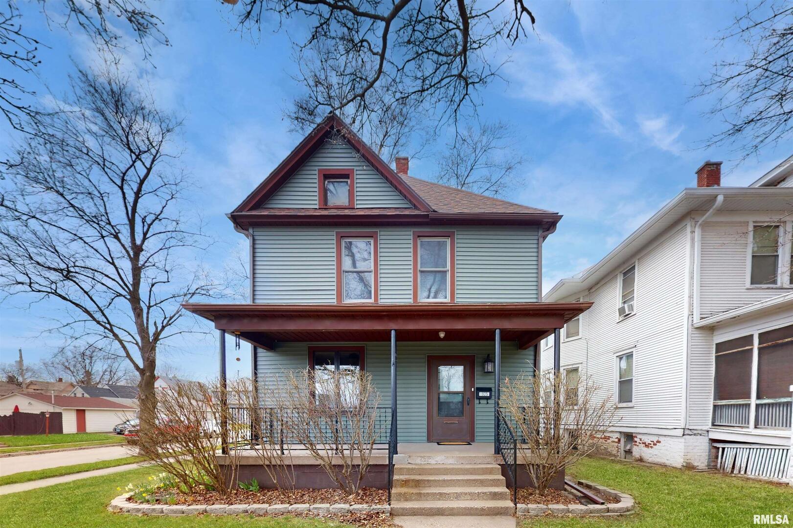 1925 15th Street, Unit A Moline, IL 61265 - Photo 1 of 31 Gallery Image 1