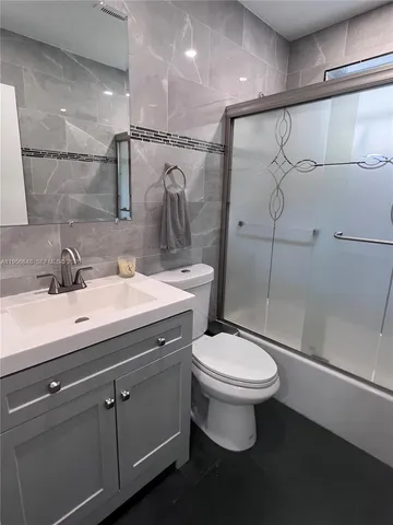 $4,400 | 7415 Coldstream Drive, Hialeah, FL 33015