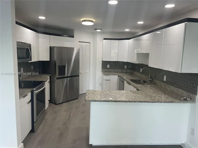 $4,400 | 7415 Coldstream Drive, Hialeah, FL 33015