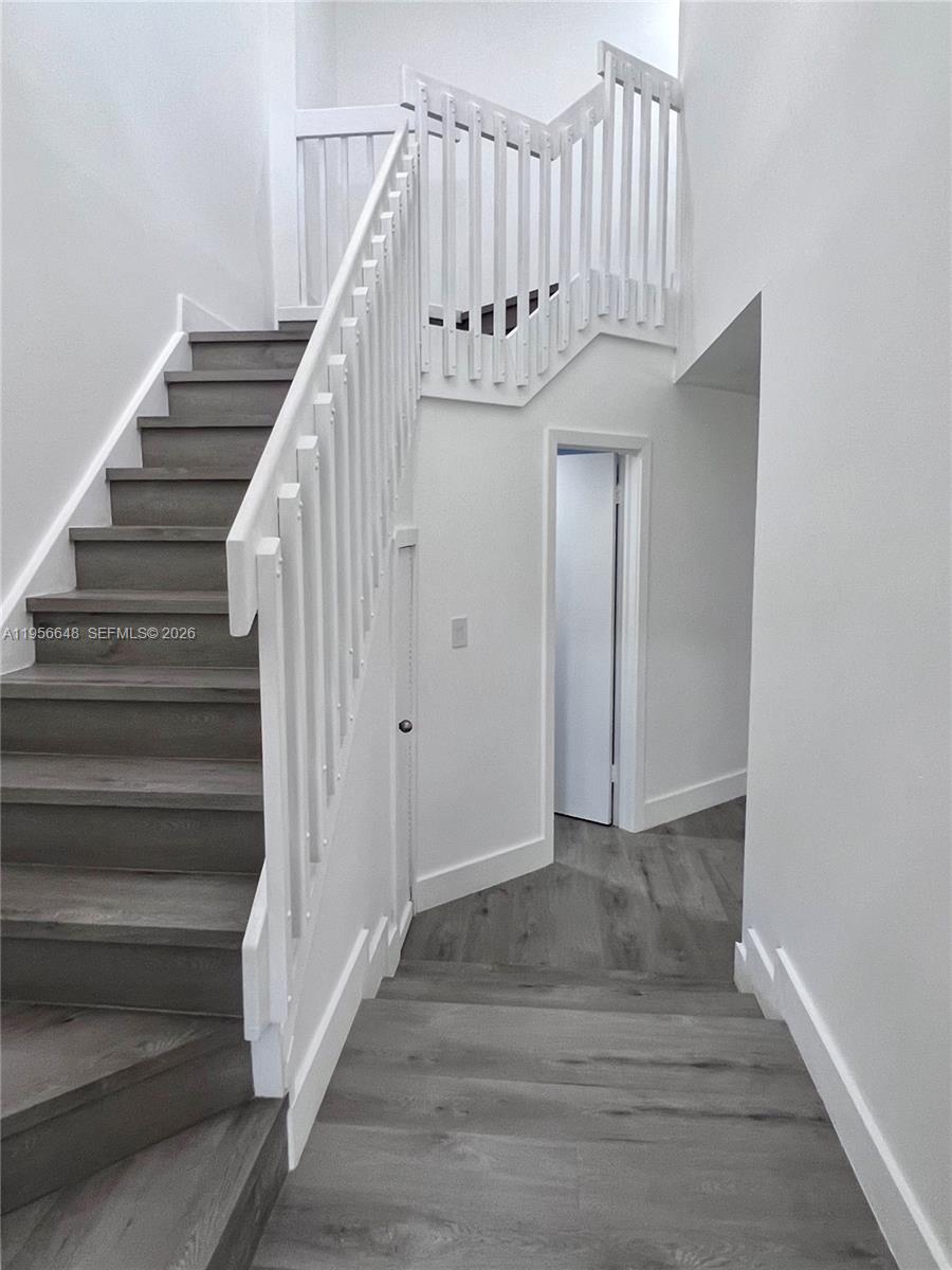 7415 Coldstream Drive Hialeah, FL 33015 - Photo 9 of 23