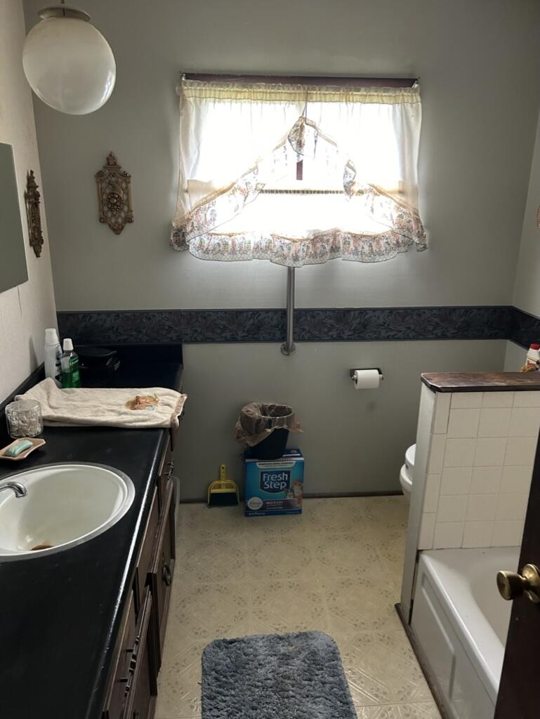 8475 Earhart Road South Lyon, MI 48178 - Photo 14 of 24 3869B937-1C0E-4462-822B-A73713288EF8_1_1