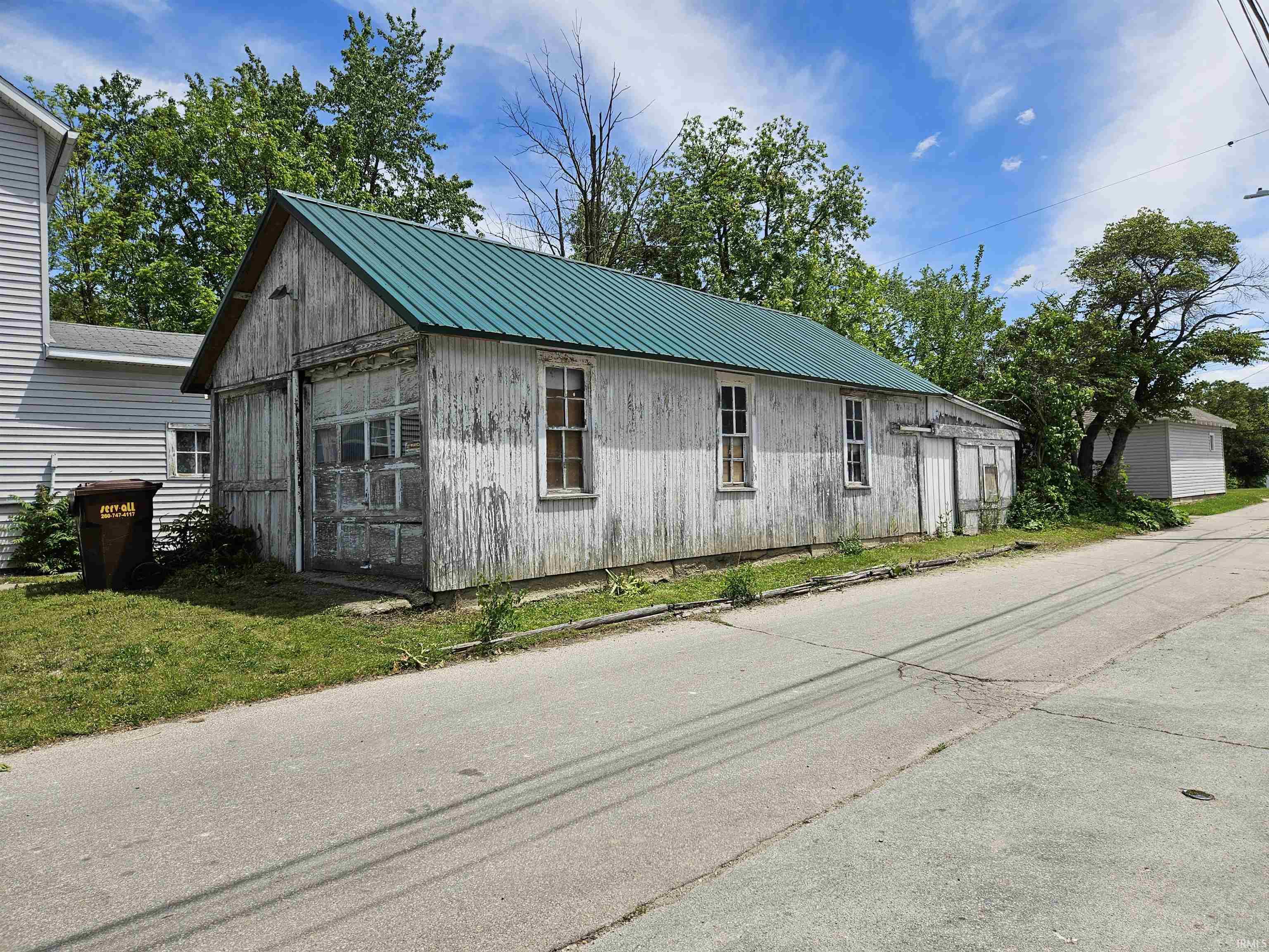 115 High Street Geneva, IN 46740 - Photo 4 of 17