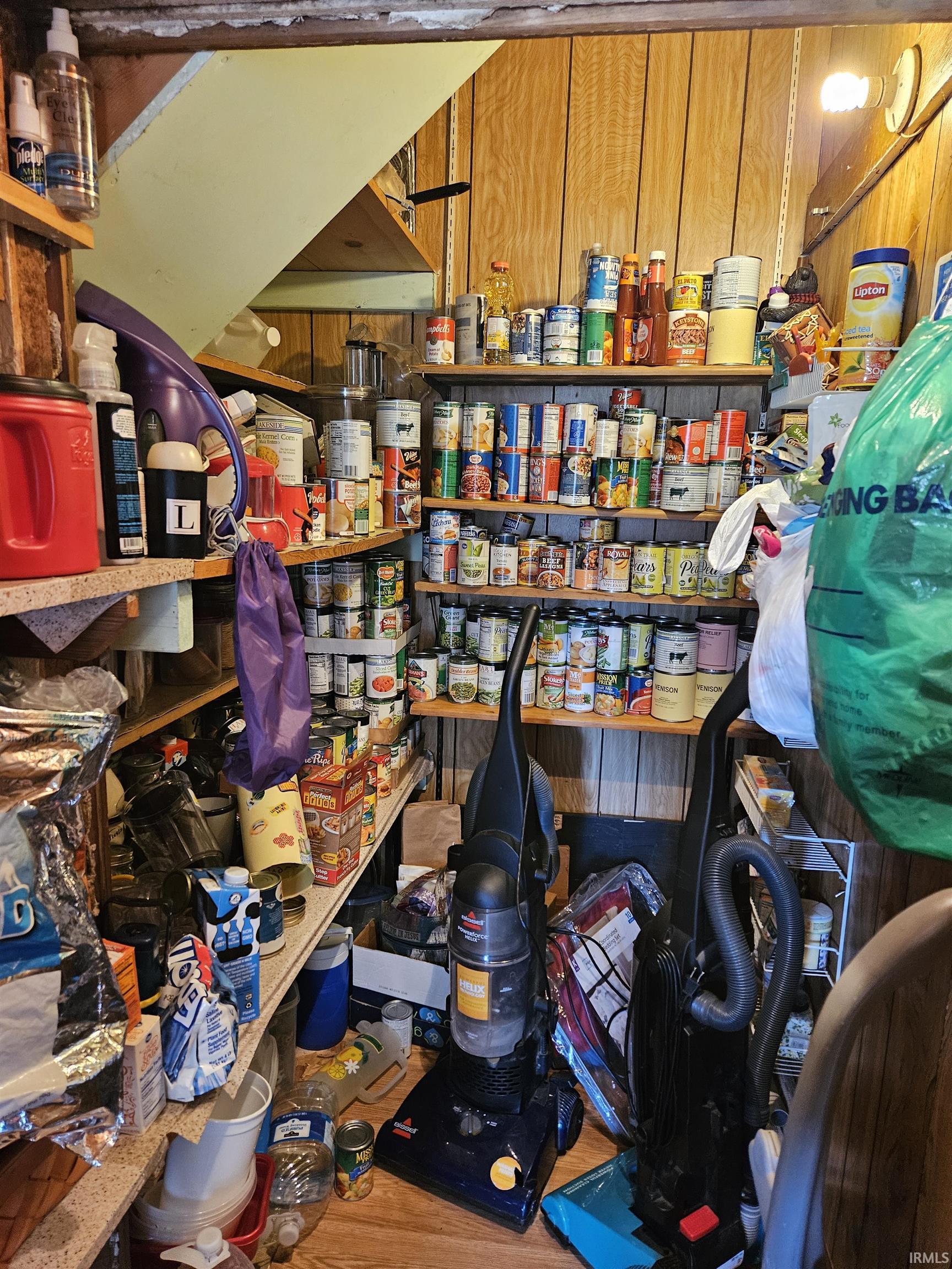 115 High Street Geneva, IN 46740 - Photo 6 of 17