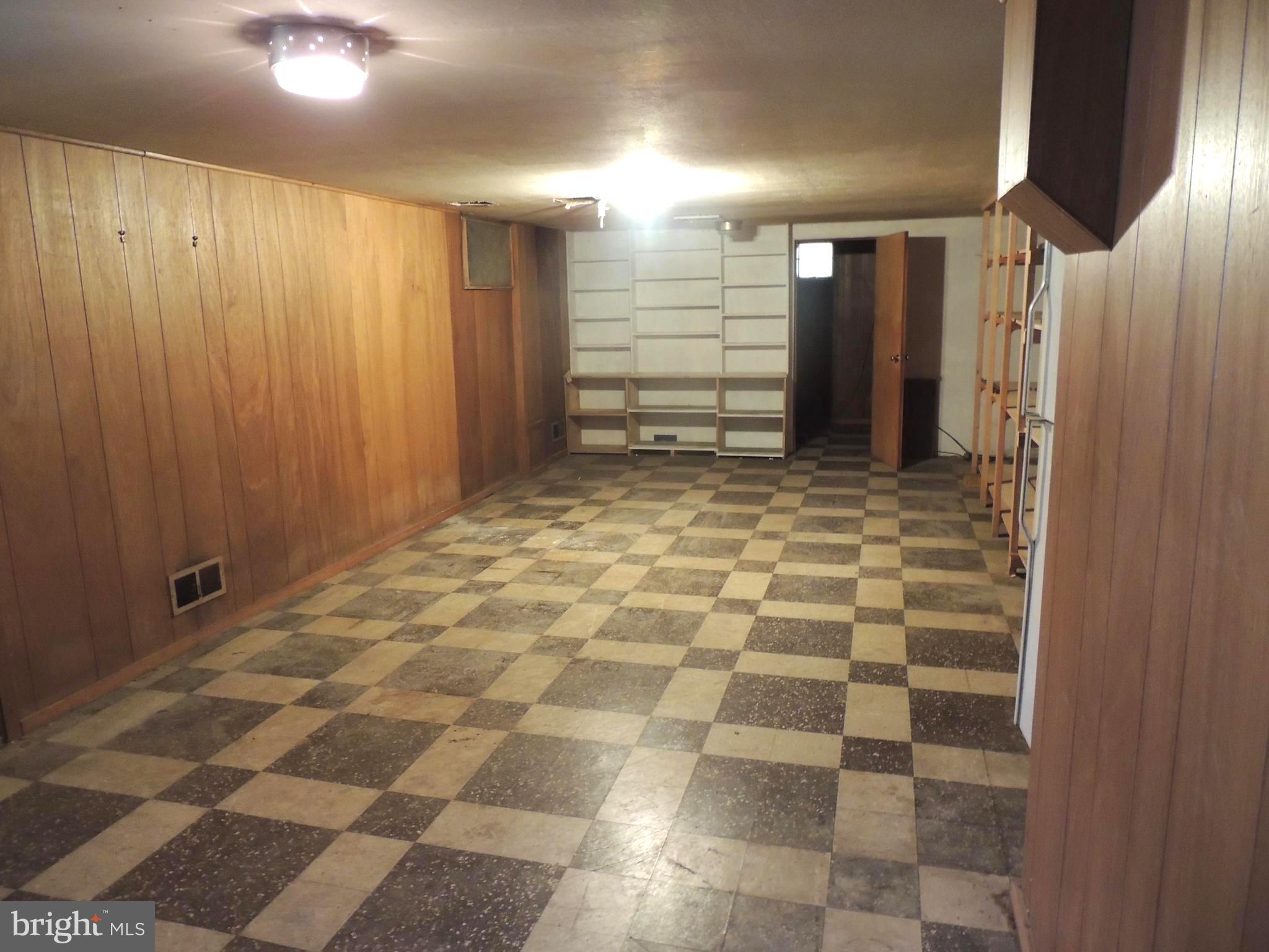 1306 Black Friars Road Baltimore, MD 21228 - Photo 12 of 13 Basement