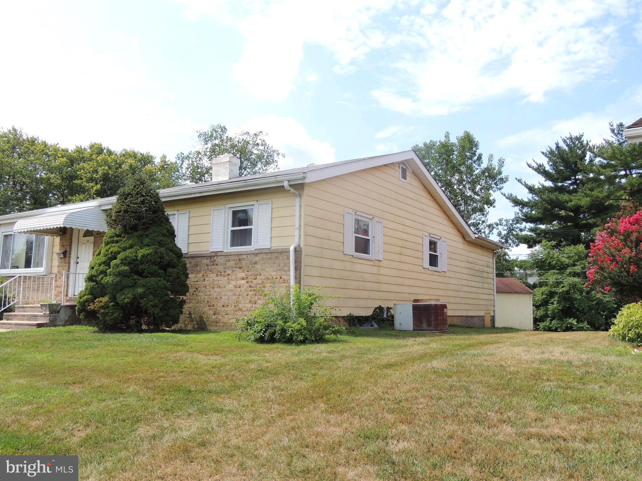 1306 Black Friars Road Baltimore, MD 21228 - Photo 4 of 13 Exterior Side