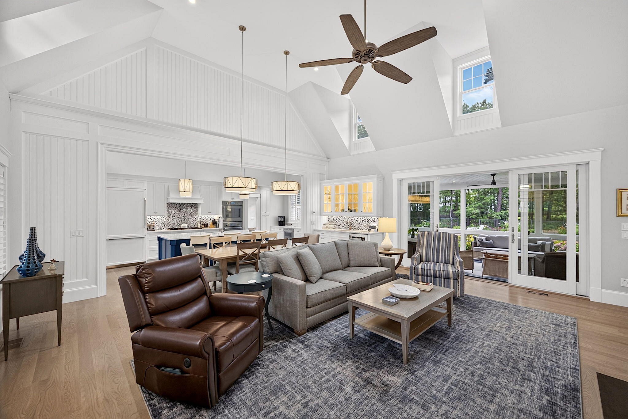 108 Seapuit River Road Osterville, MA 02655 - Photo 7 of 65 Living Room - 103-9L4A7788