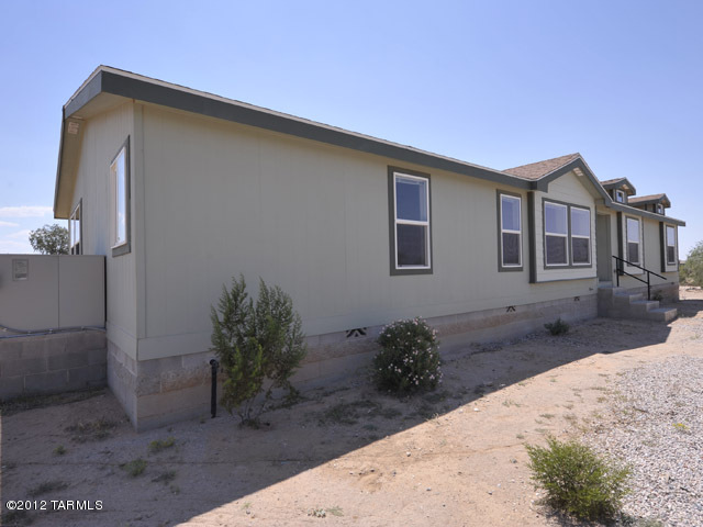 13135 West Trail Dust Road Tucson, AZ 85743 - Photo 3 of 27