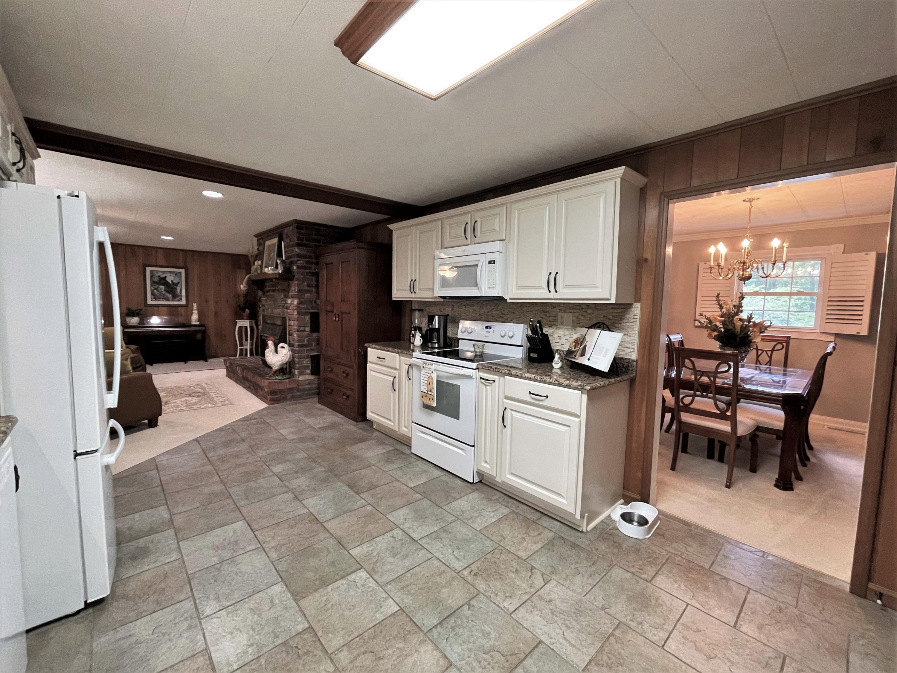 1444 Golf Course Road Newport, TN 37821 - Photo 12 of 32 11