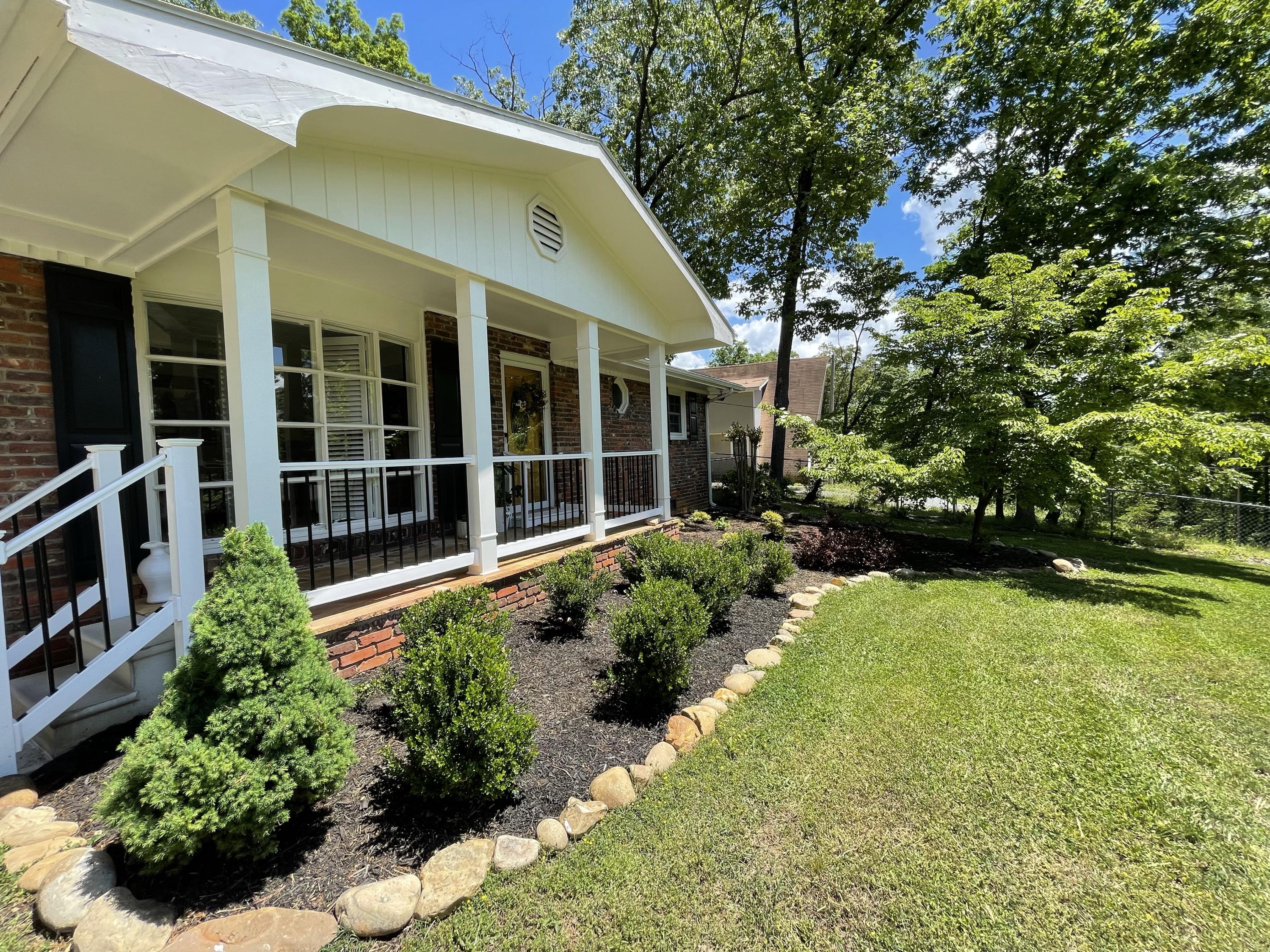 1444 Golf Course Road Newport, TN 37821 - Photo 2 of 32 2