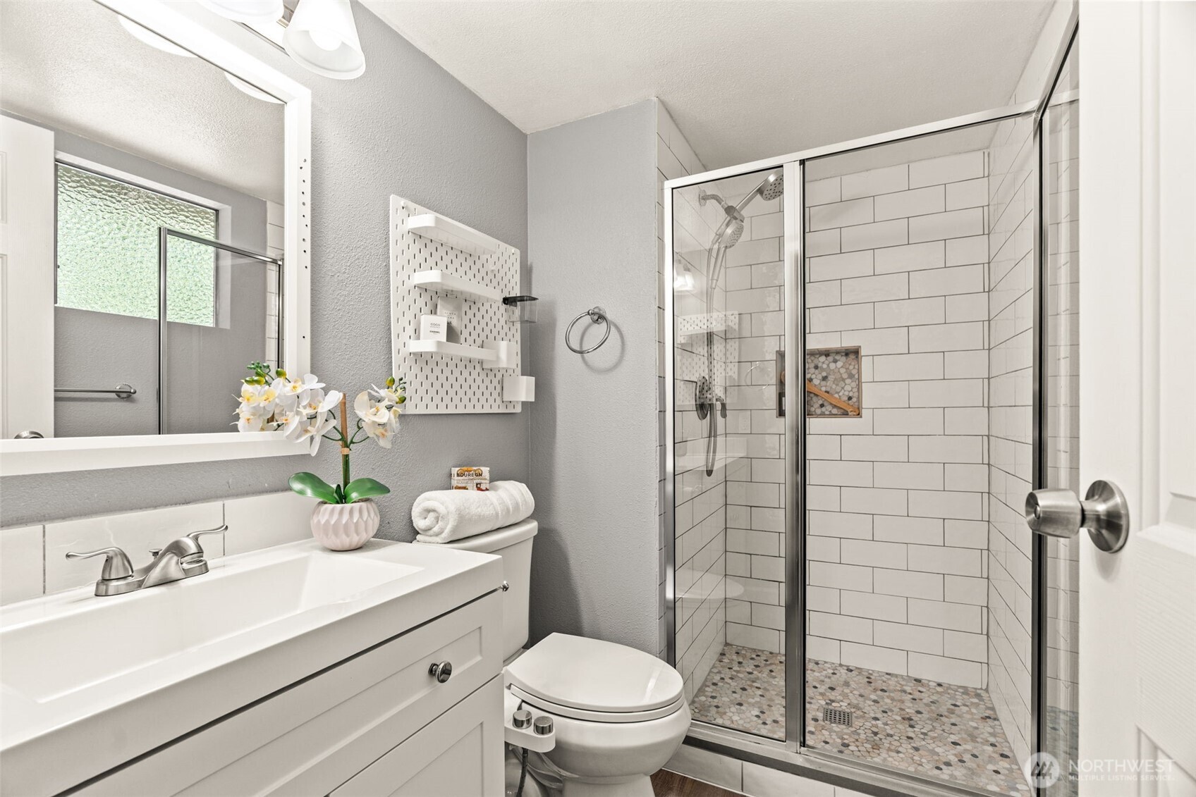 10614 Northeast 149th Street Bothell, WA 98011 - Photo 12 of 28 Gallery Image 12