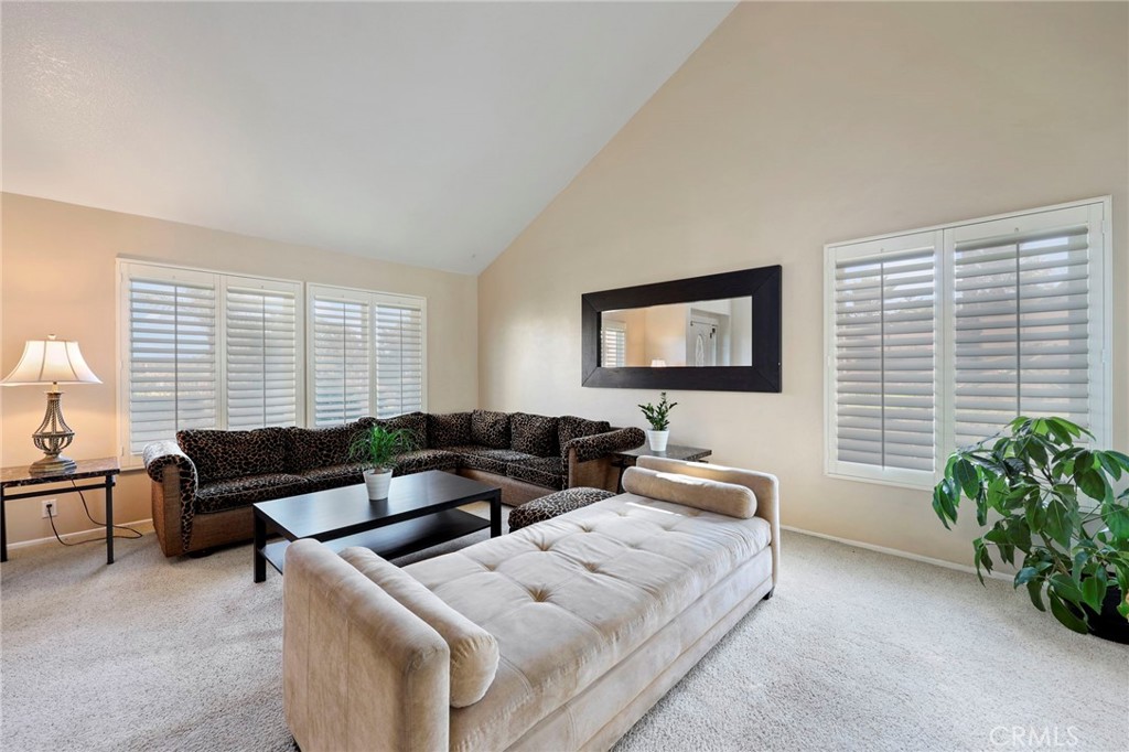 16891 Mariposa Avenue Riverside, CA 92504 - Photo 33 of 50 Formal Living Room