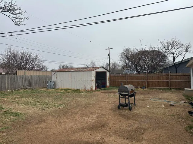 $119,500 | 914 West 25th Street, Plainview, TX 79072