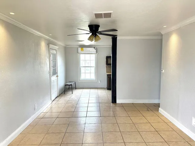 $119,500 | 914 West 25th Street, Plainview, TX 79072