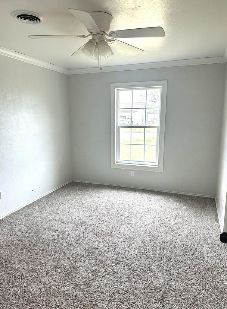 914 West 25th Street Plainview, TX 79072 - Photo 6 of 12 6